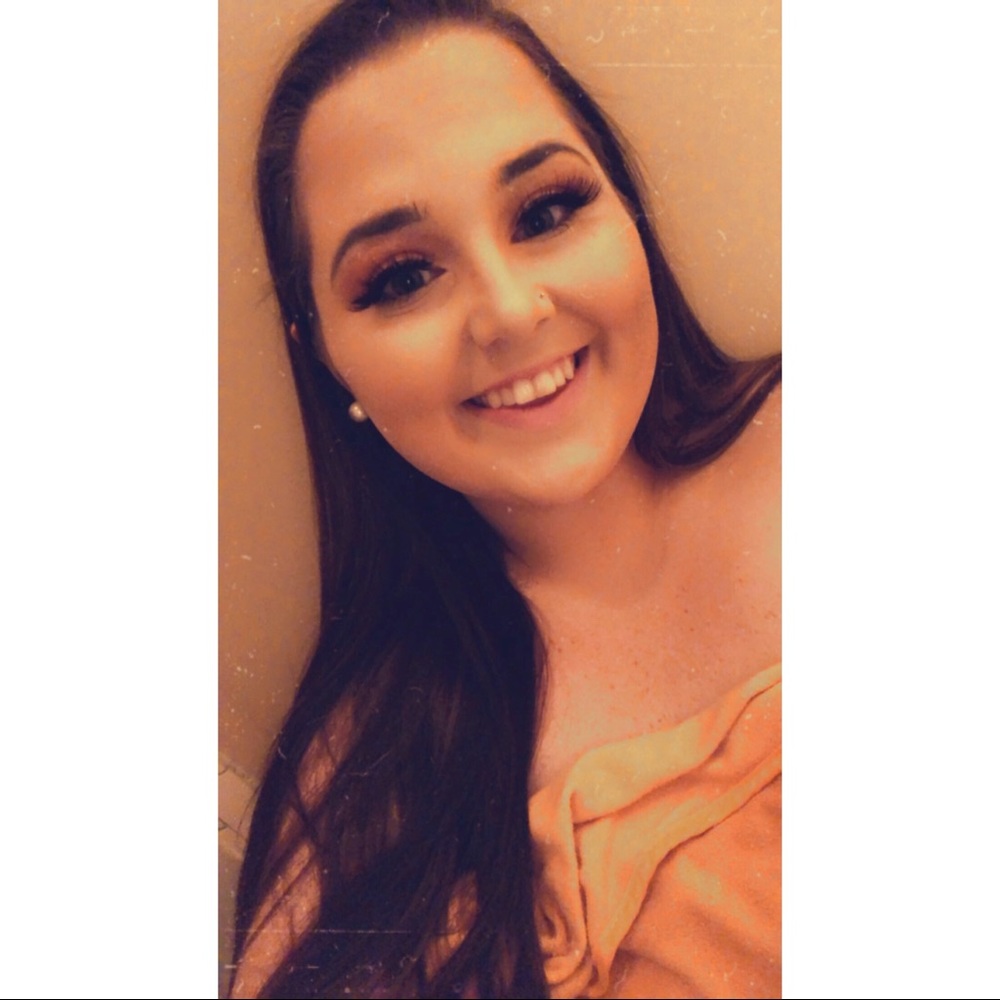 Meet your Posher, Calista